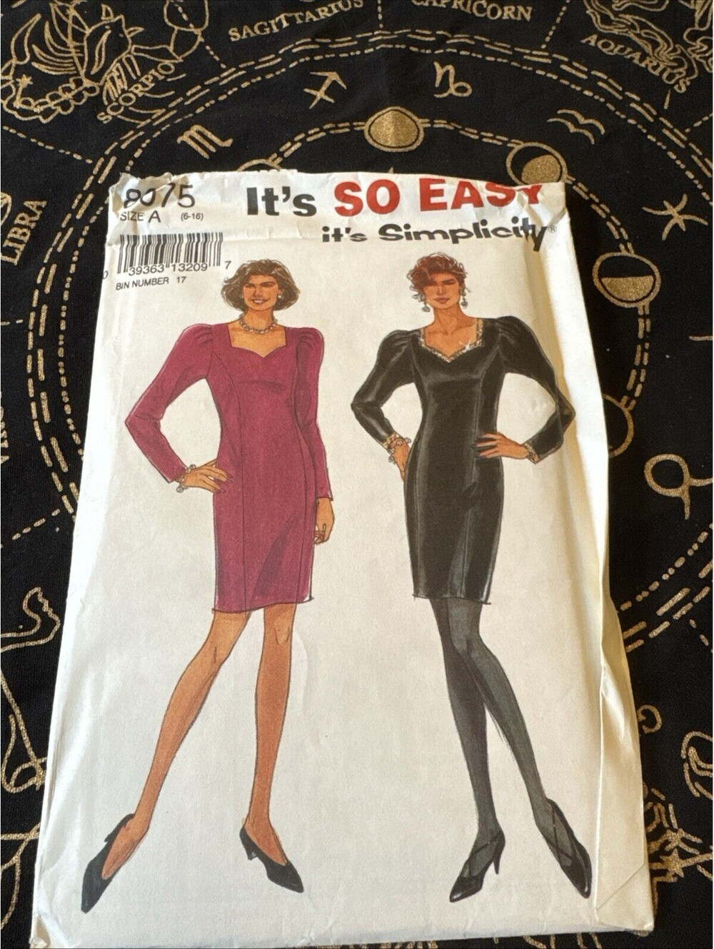 Vintage Simplicity 8075 Size A (6-16) Misses Dress Sewing Pattern Uncut